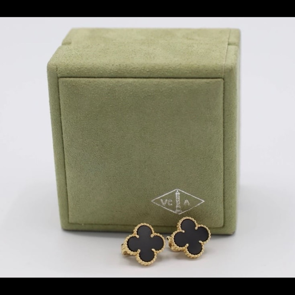 Black and Gold Flower Stud Earrings